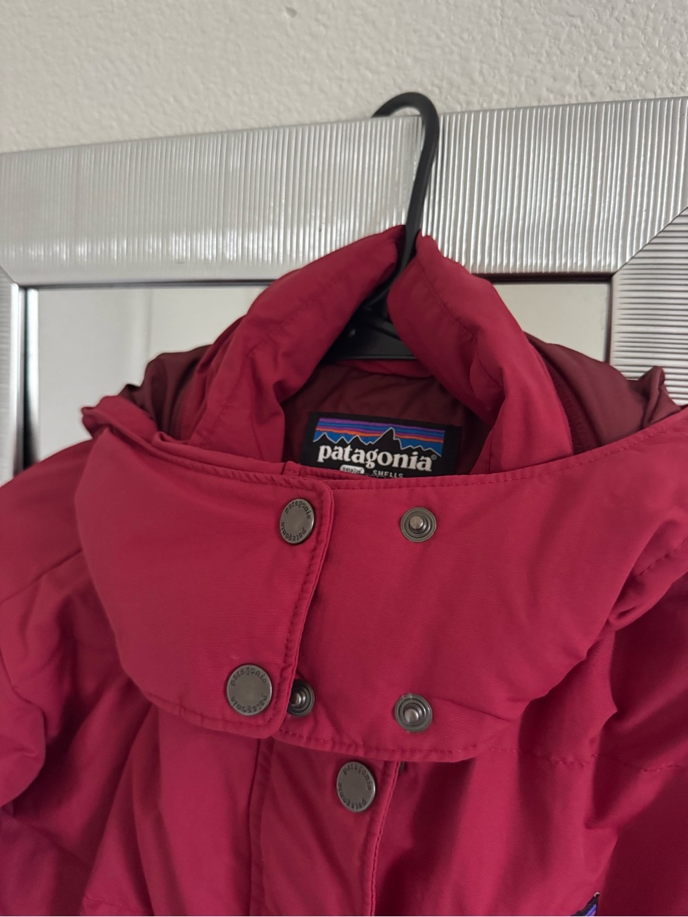 Patagonia Women's Deep Red Quilted Puffer Coat - Picture 2 of 7